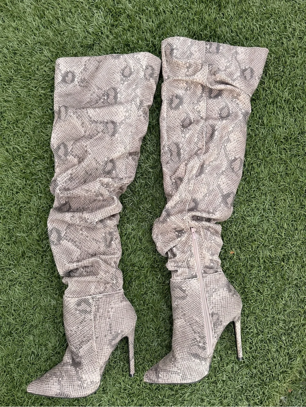So Me Gray Snake-Print Over-the-Knee Stiletto Boots US 8